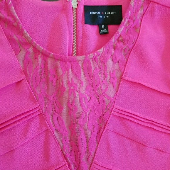 Pretty Barbie Pink Romeo & Juliet Couture Dress - Picture 4 of 7